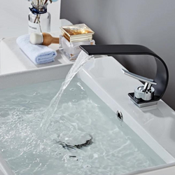 Onyx Flow Modern Faucet