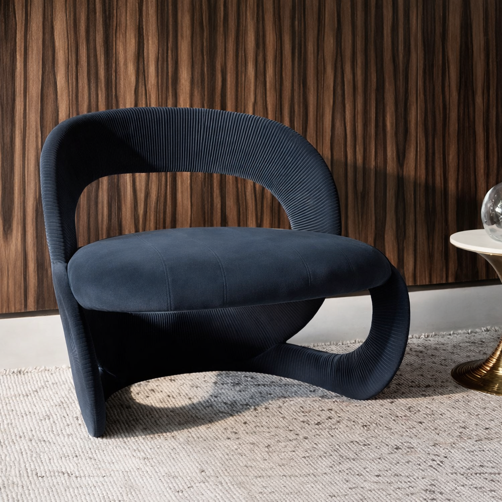 Helios Form Chair