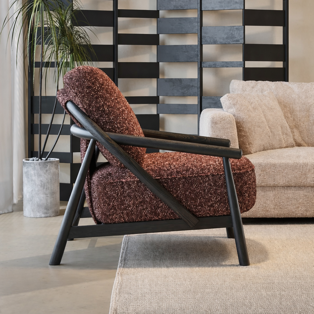 Nefara Luxe Chair