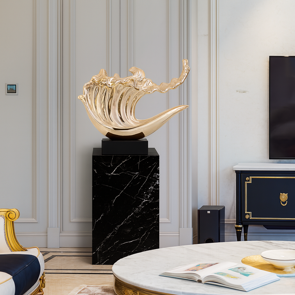 Luna Verona Ornament