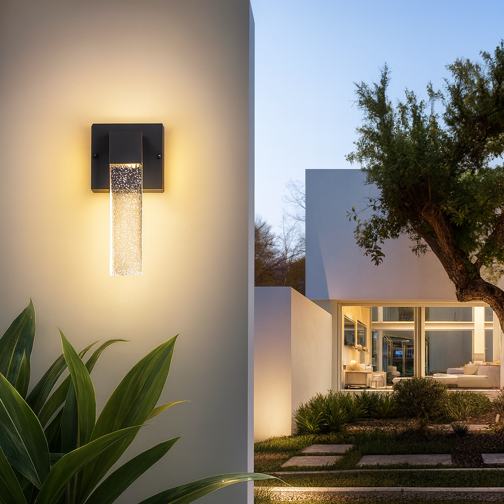 Helia Horizon Outdoor Lighting