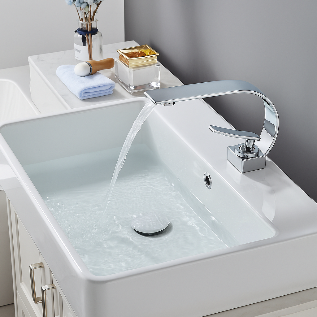 Onyx Flow Modern Faucet