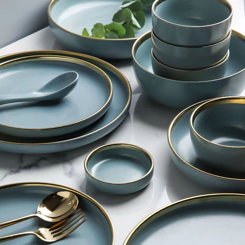 Matte Gilt Rim Dinnerware Set