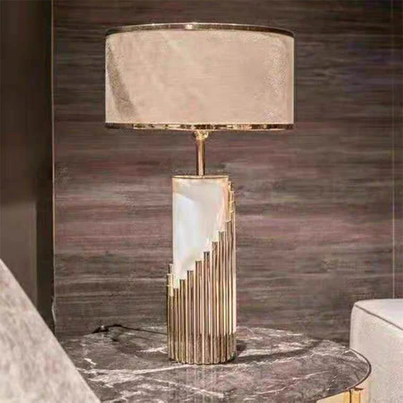 Nordic Designer Model House Light Luxury Desk Lamp Living Room Study Bedroom Bedside Sales Office Post-modern Creative Desk Lamp
