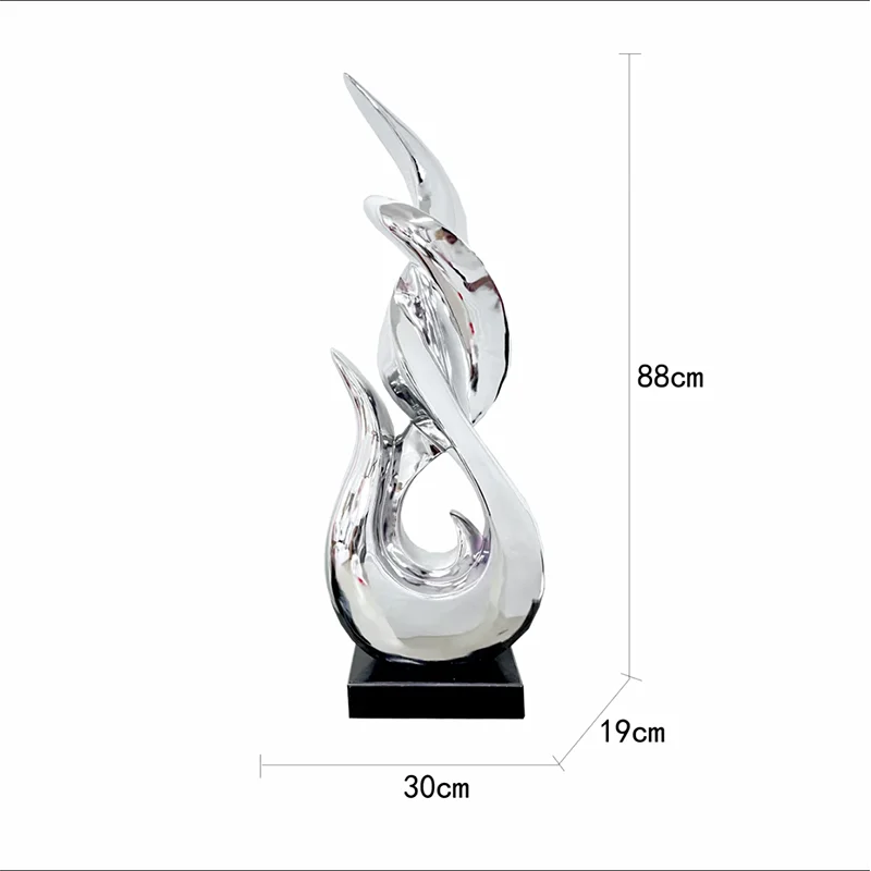 Imperio Crown Sculpture Ornament