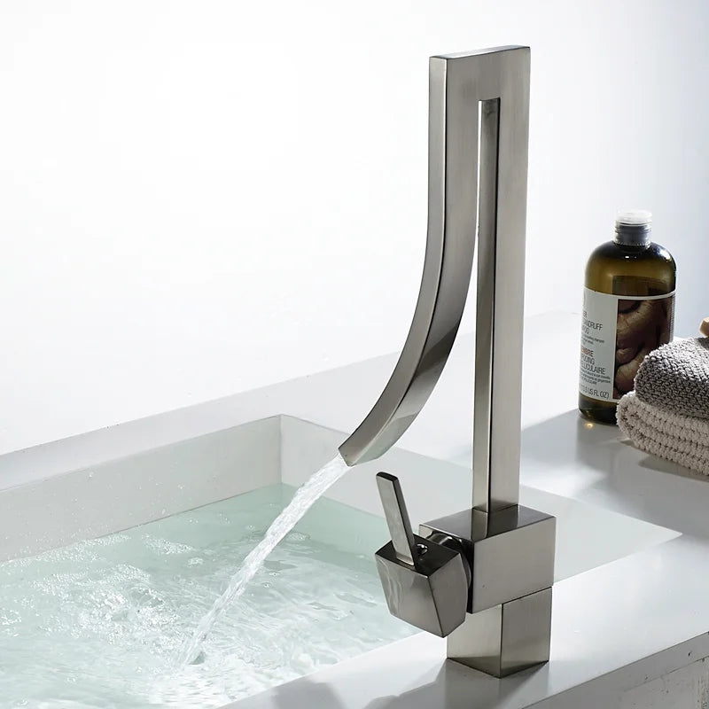 Hydria Luxe Faucet