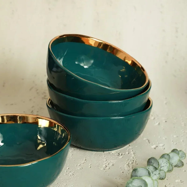 Golden Rim Dinnerware Set