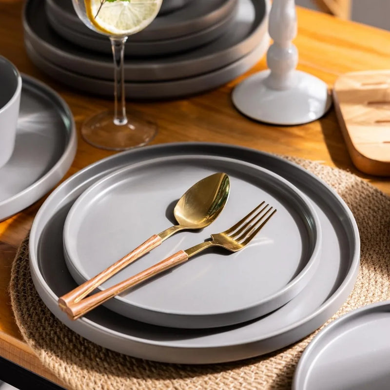 Modern Flat Stoneware Set