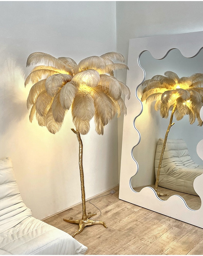 Arctic Ostrich Feather Lamp