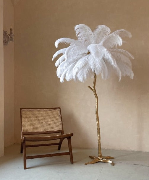 Arctic Ostrich Feather Lamp