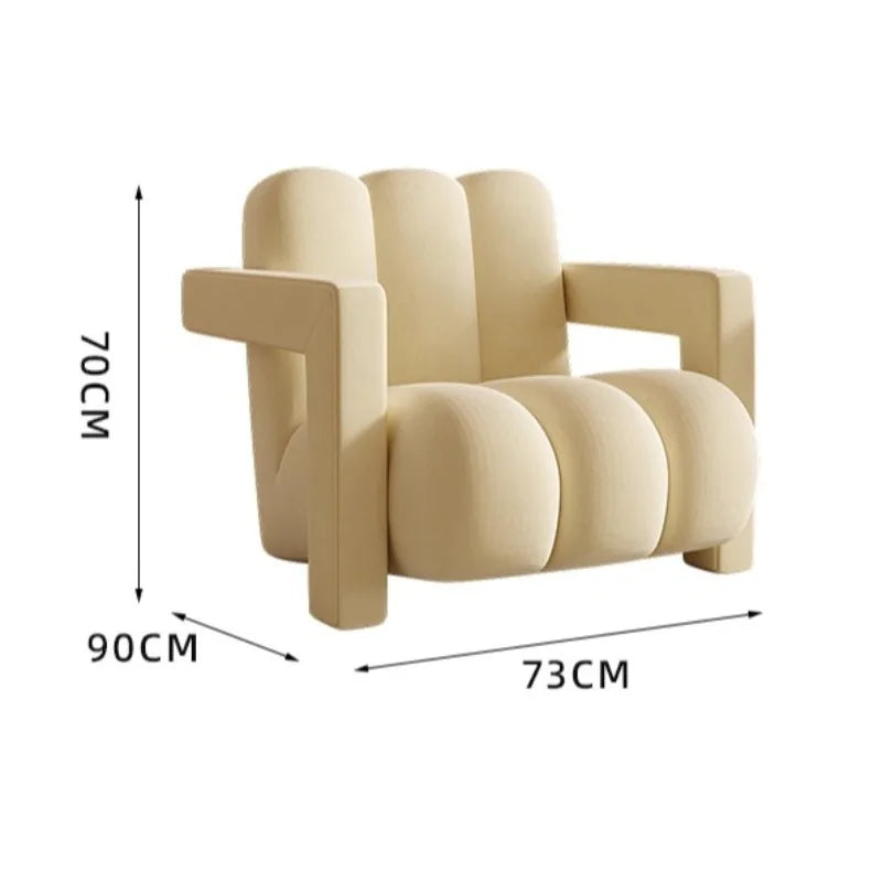 Anuket Flow Chair